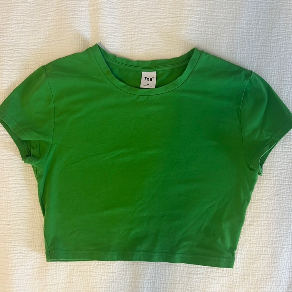 TNA TOP